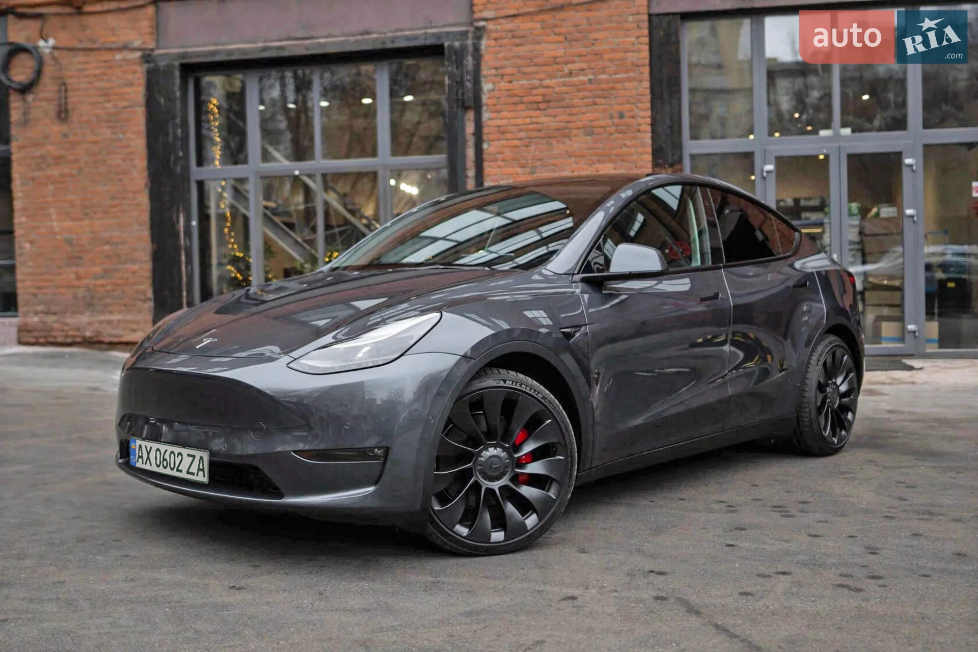 Tesla Model Y, 2023