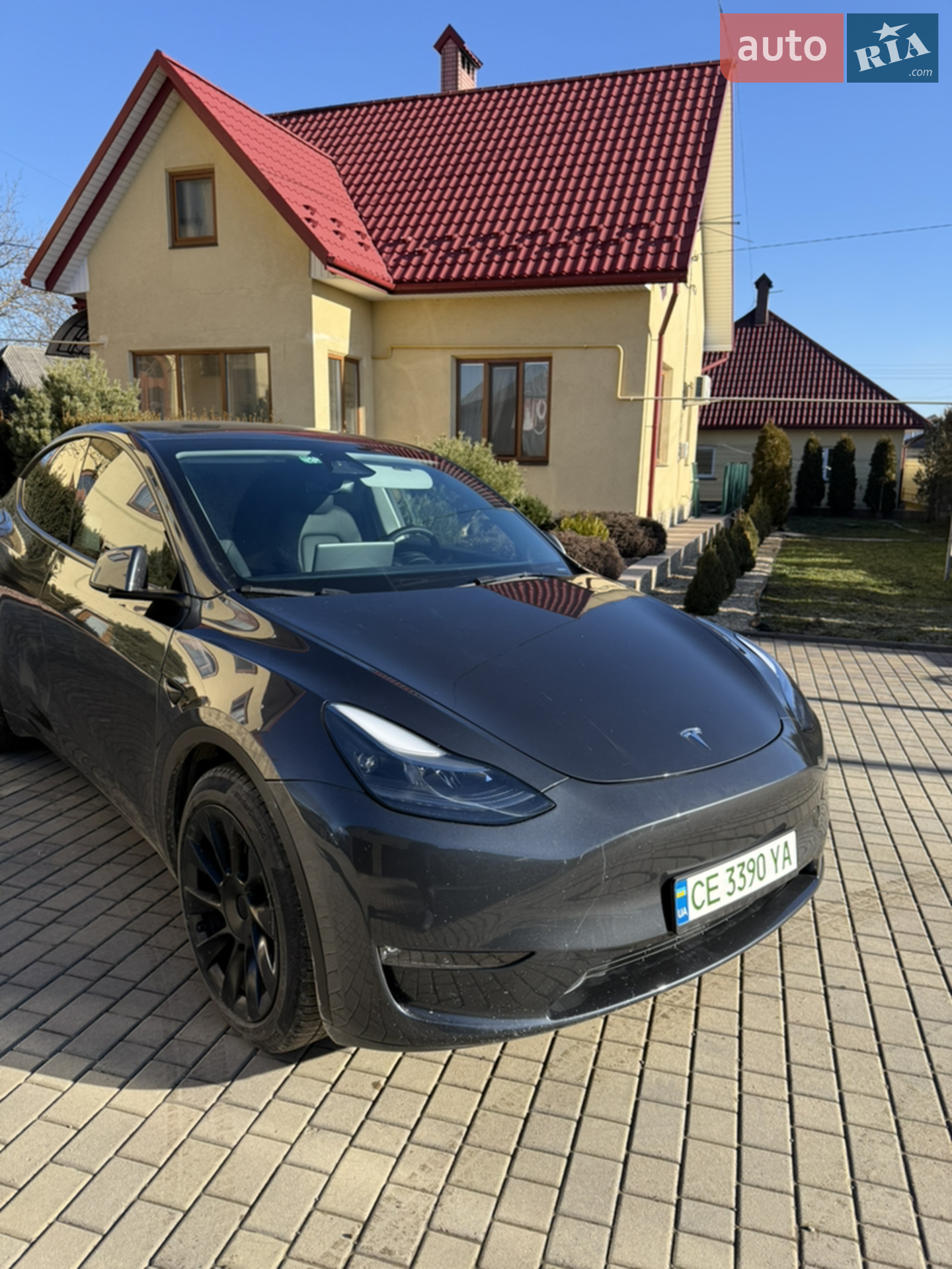 Tesla Model Y, 2023