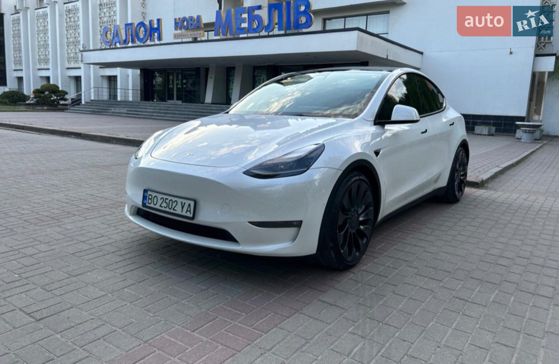 Tesla Model Y, 2021