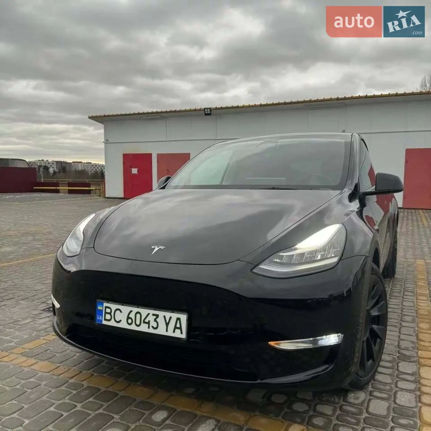 Tesla Model Y, 2022