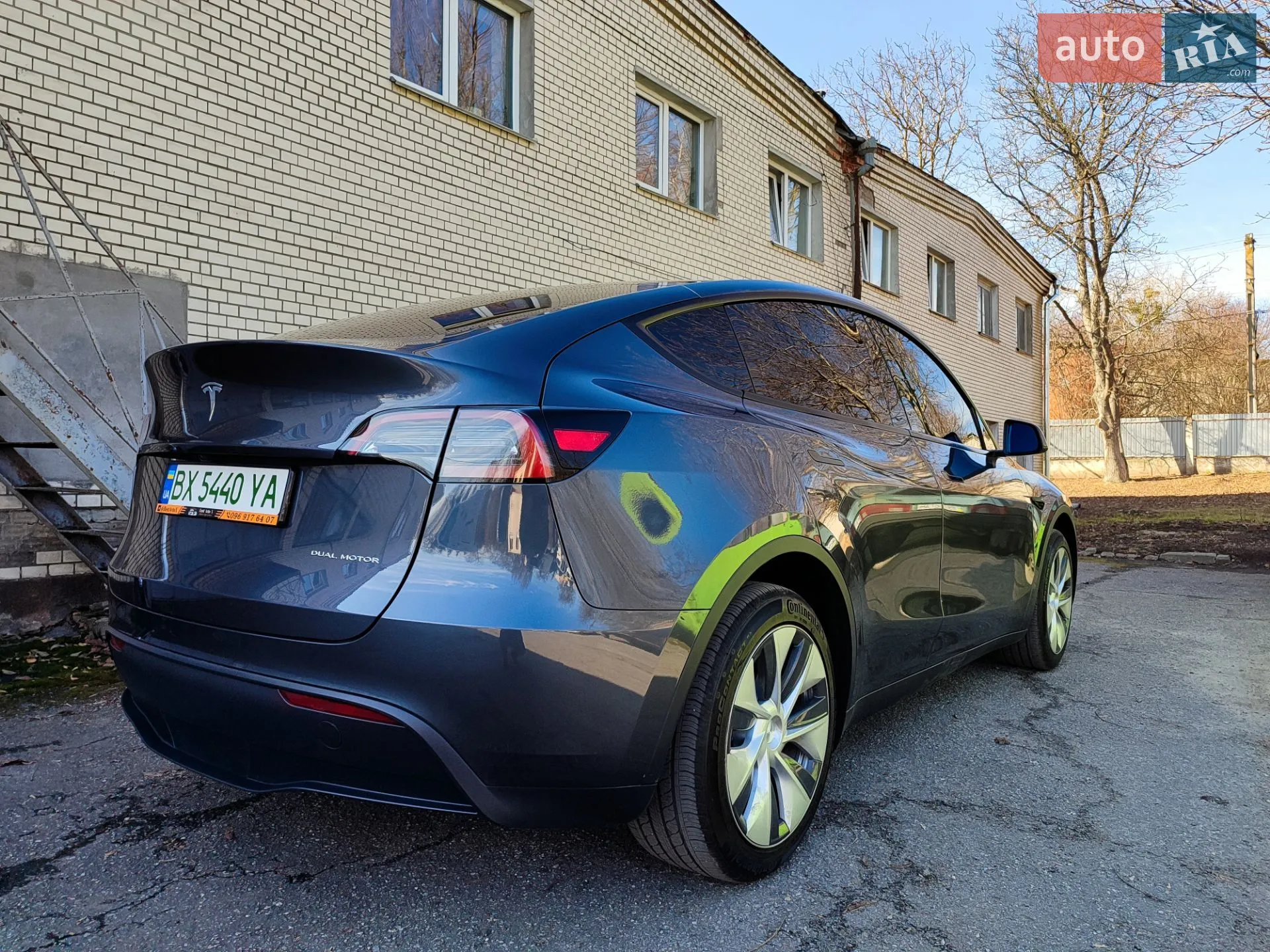 Tesla Model Y, 2023