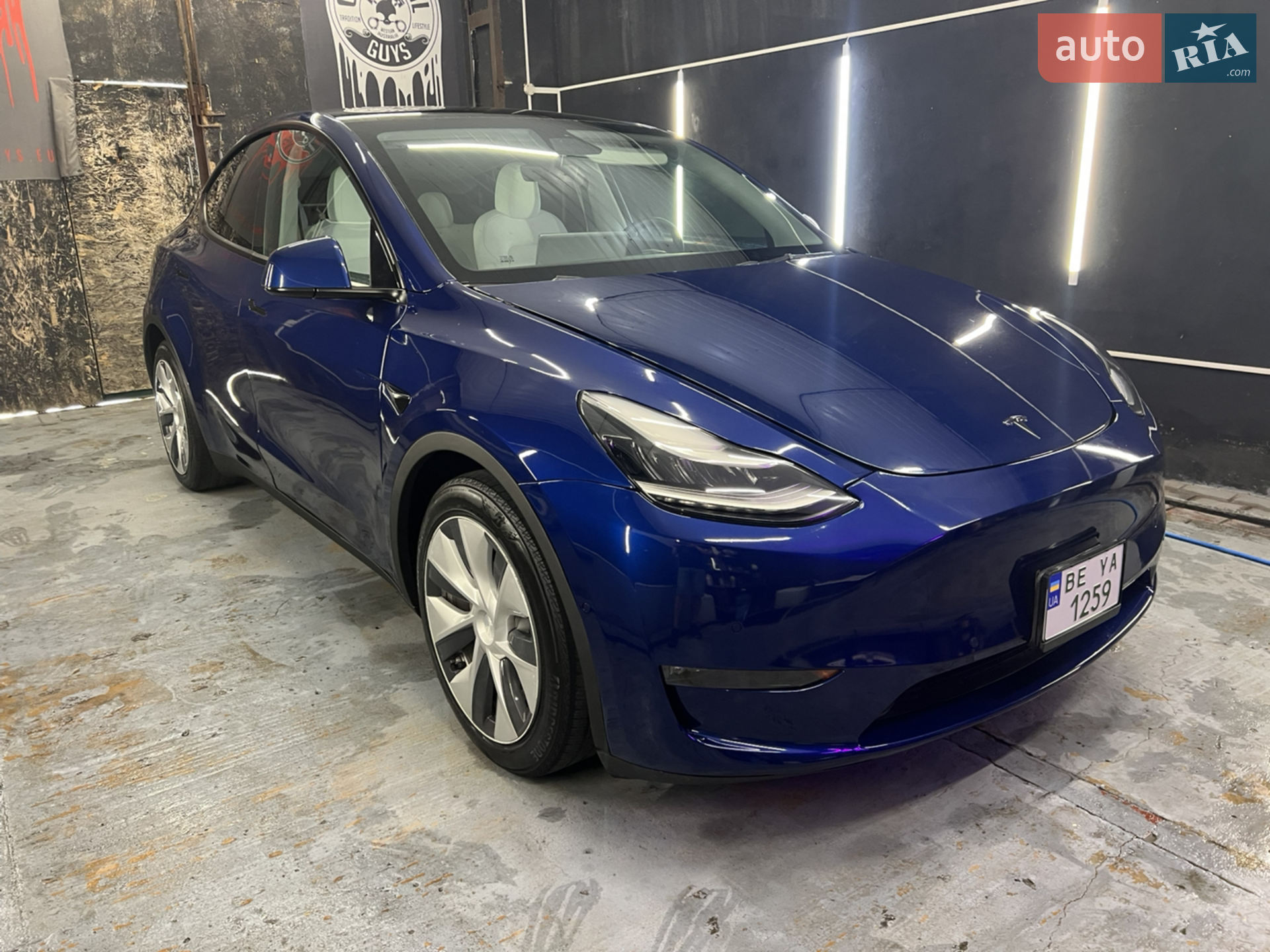 Tesla Model Y, 2021