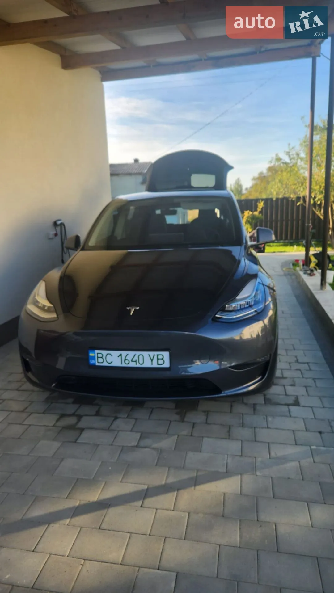 Tesla Model Y, 2022