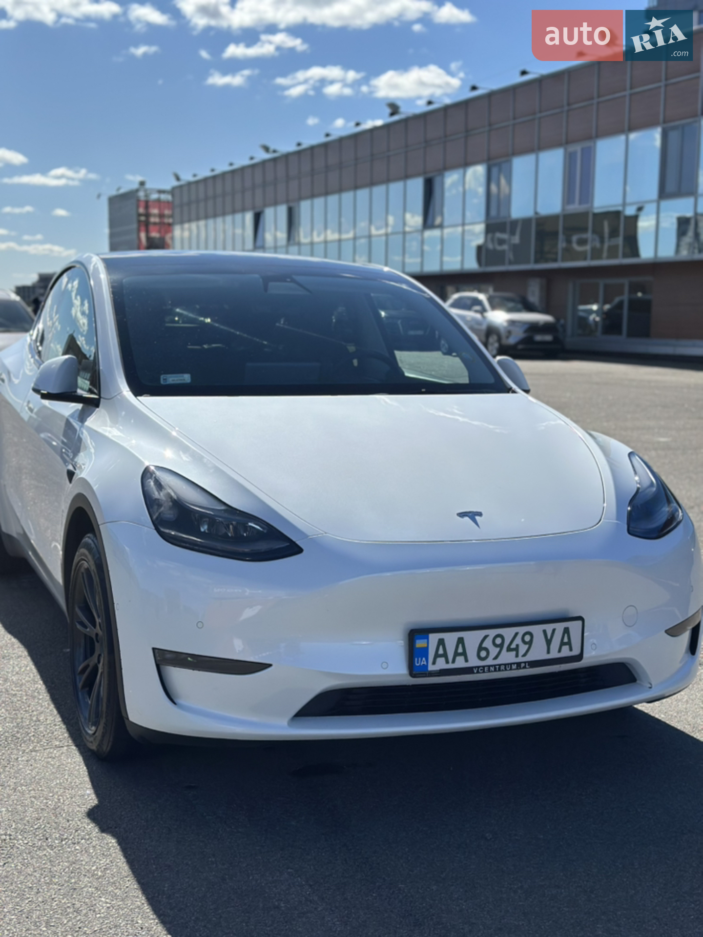 Tesla Model Y, 2021