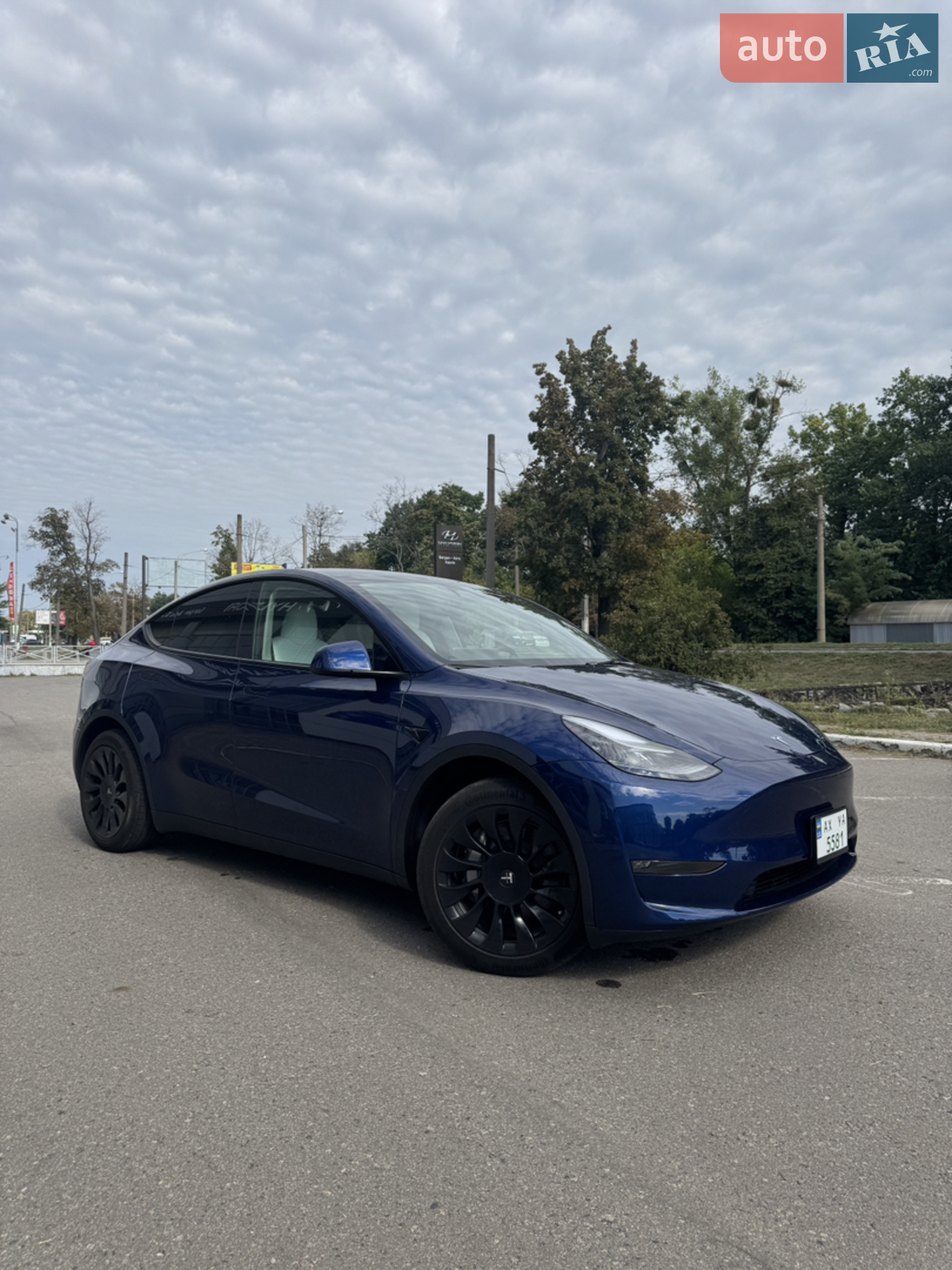Tesla Model Y, 2023