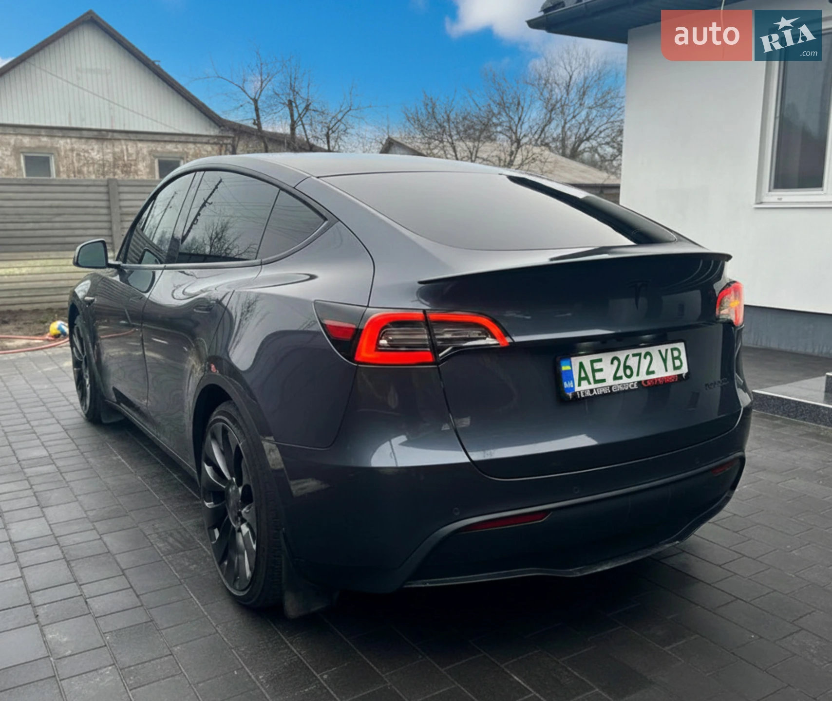 Tesla Model Y, 2022