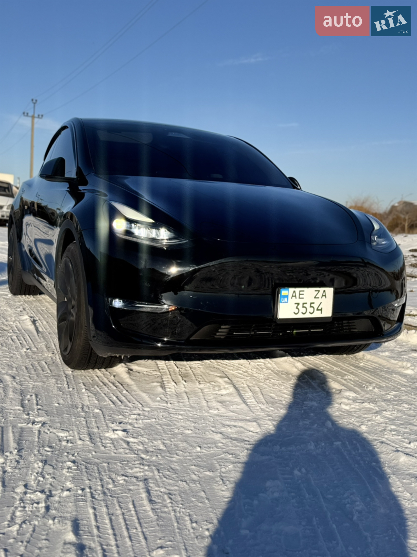 Tesla Model Y, 2024