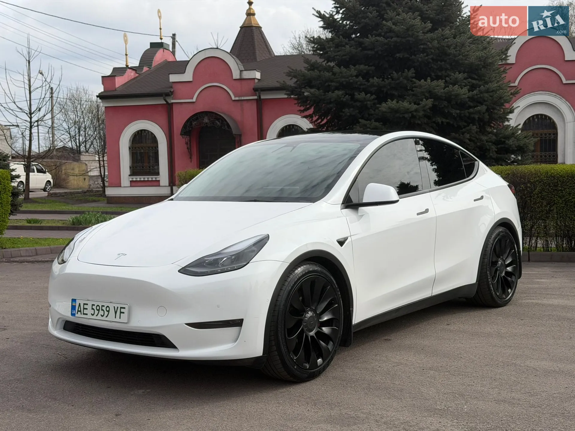 Tesla Model Y, 2022
