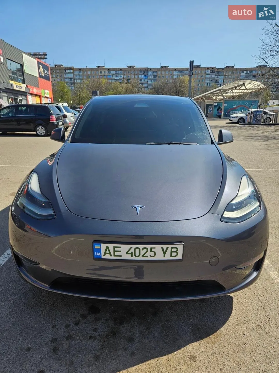 Tesla Model Y, 2022