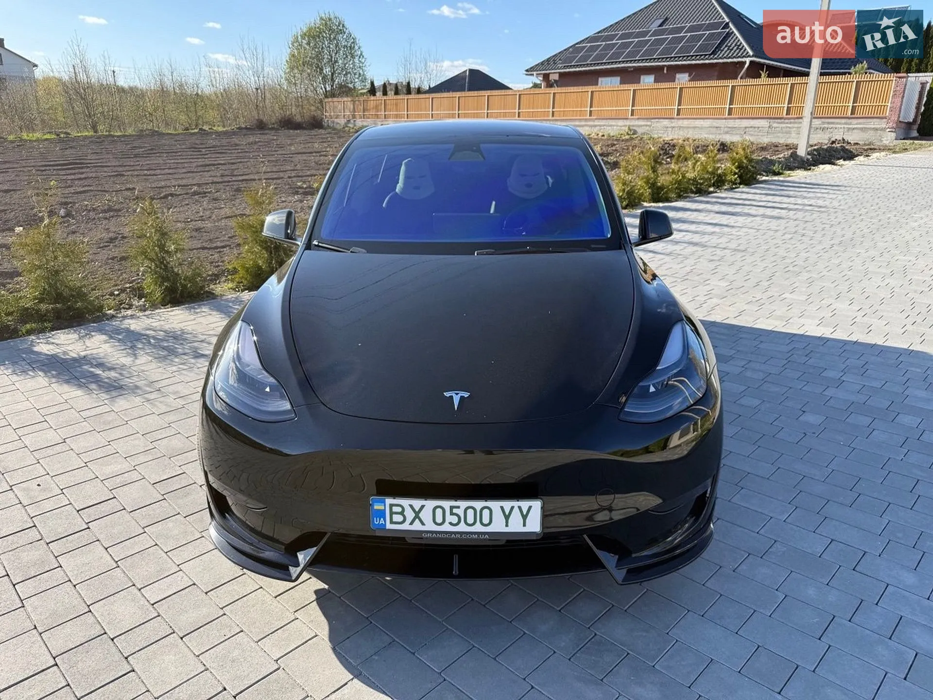 Tesla Model Y, 2023