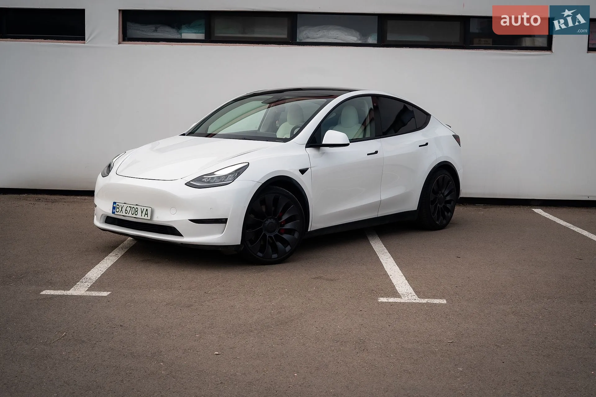 Tesla Model Y, 2020