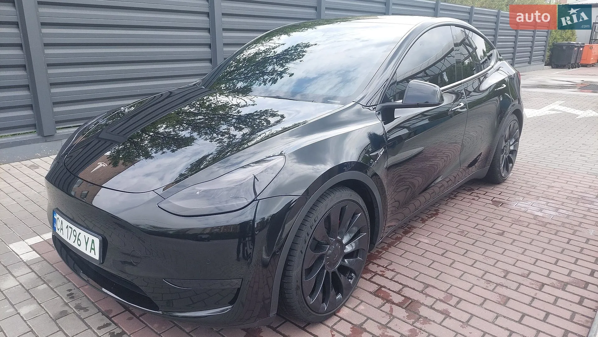Tesla Model Y, 2022