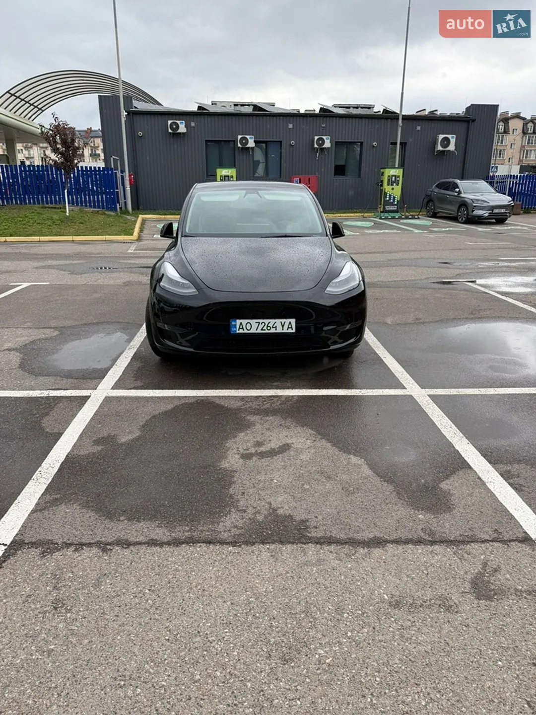 Tesla Model Y, 2022