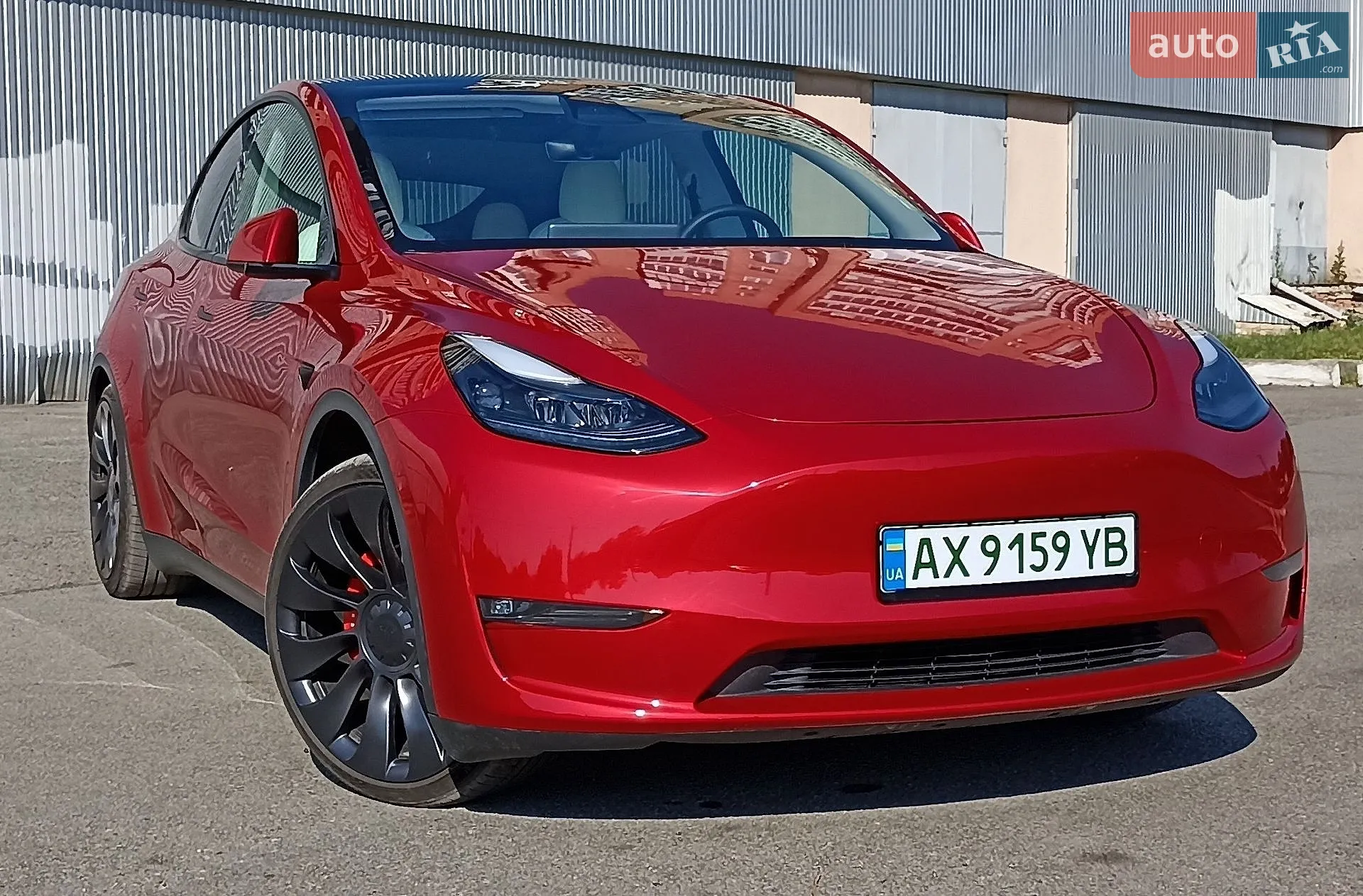 Tesla Model Y, 2023