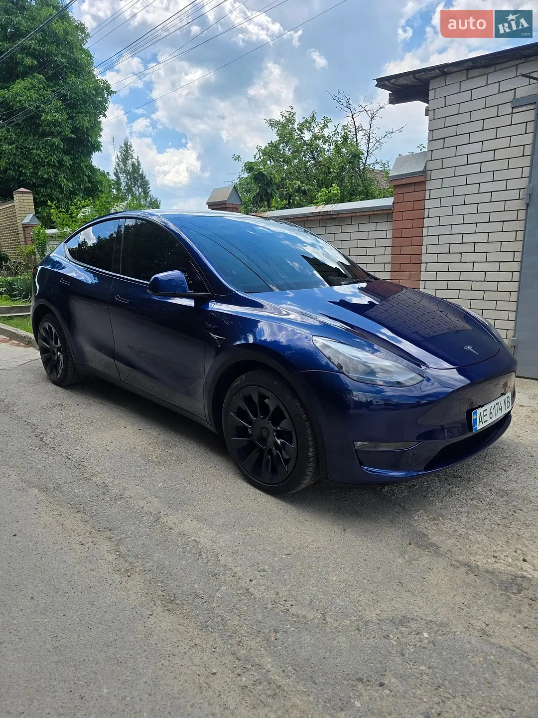 Tesla Model Y, 2023