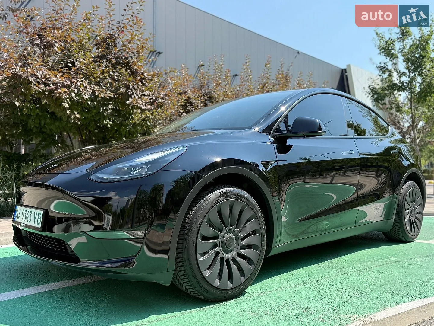 Tesla Model Y, 2023