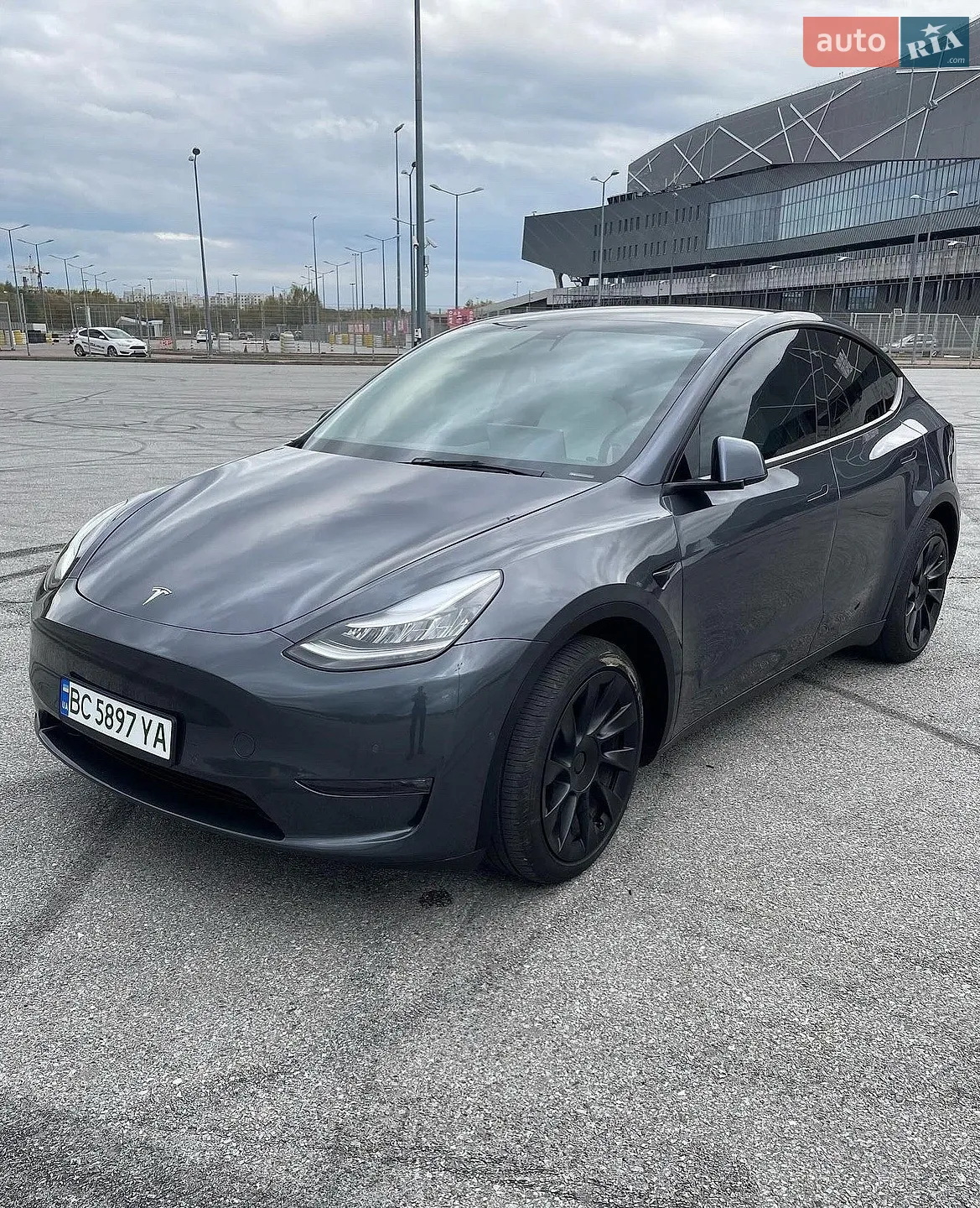 Tesla Model Y, 2021