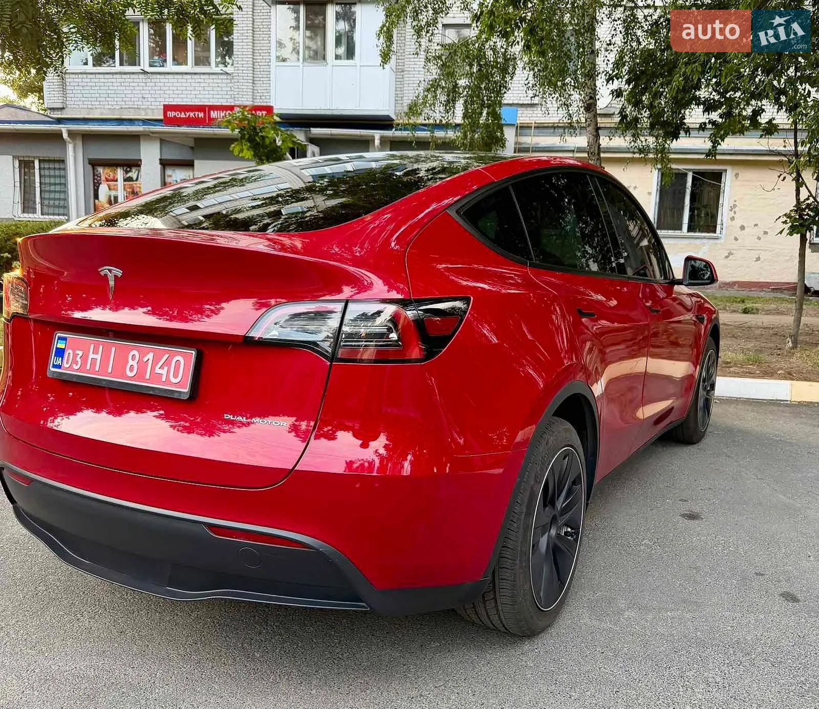 Tesla Model Y 2023 — 1