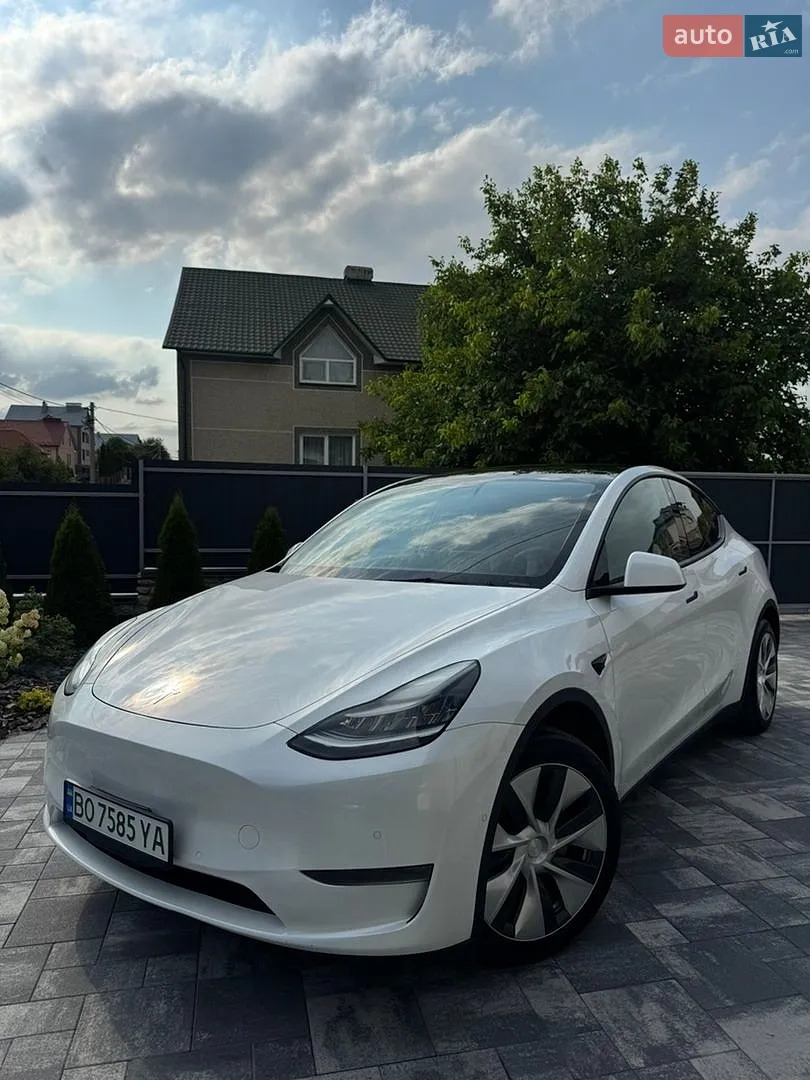 Tesla Model Y, 2020
