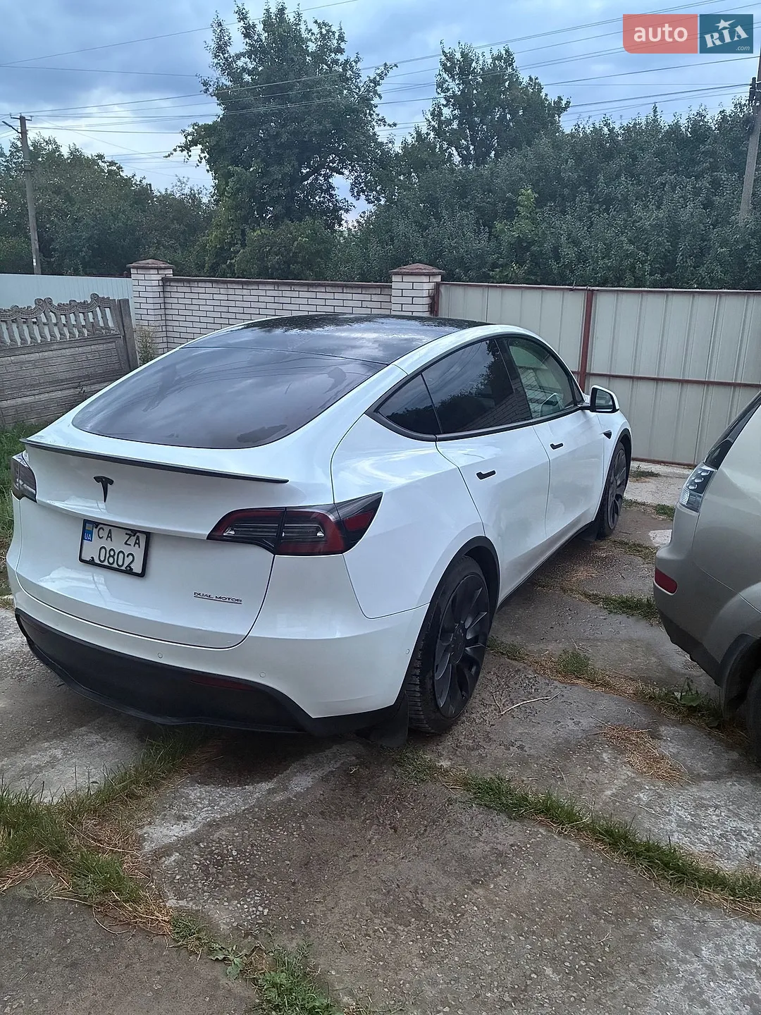 Tesla Model Y, 2022