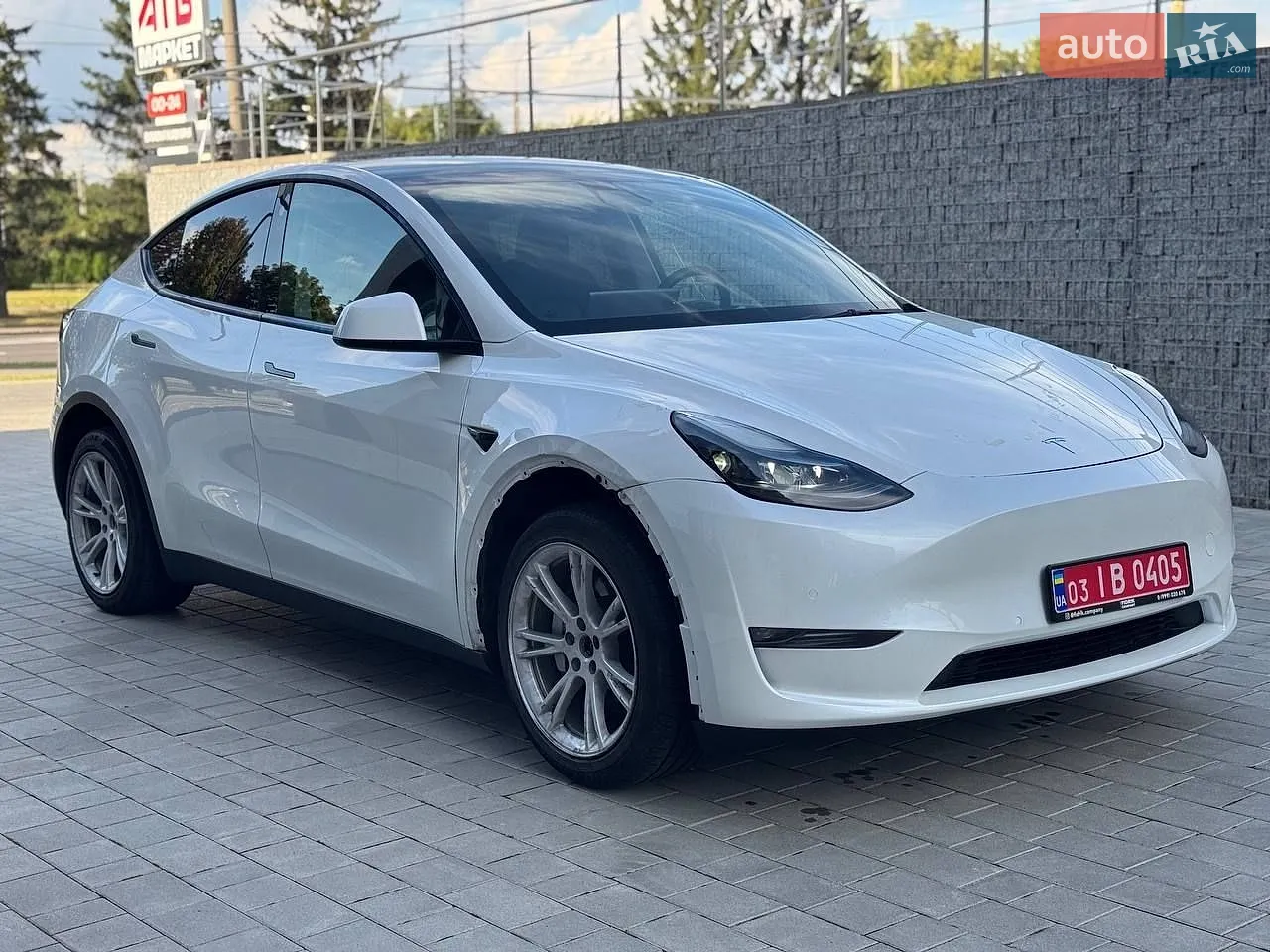 Tesla Model Y, 2021