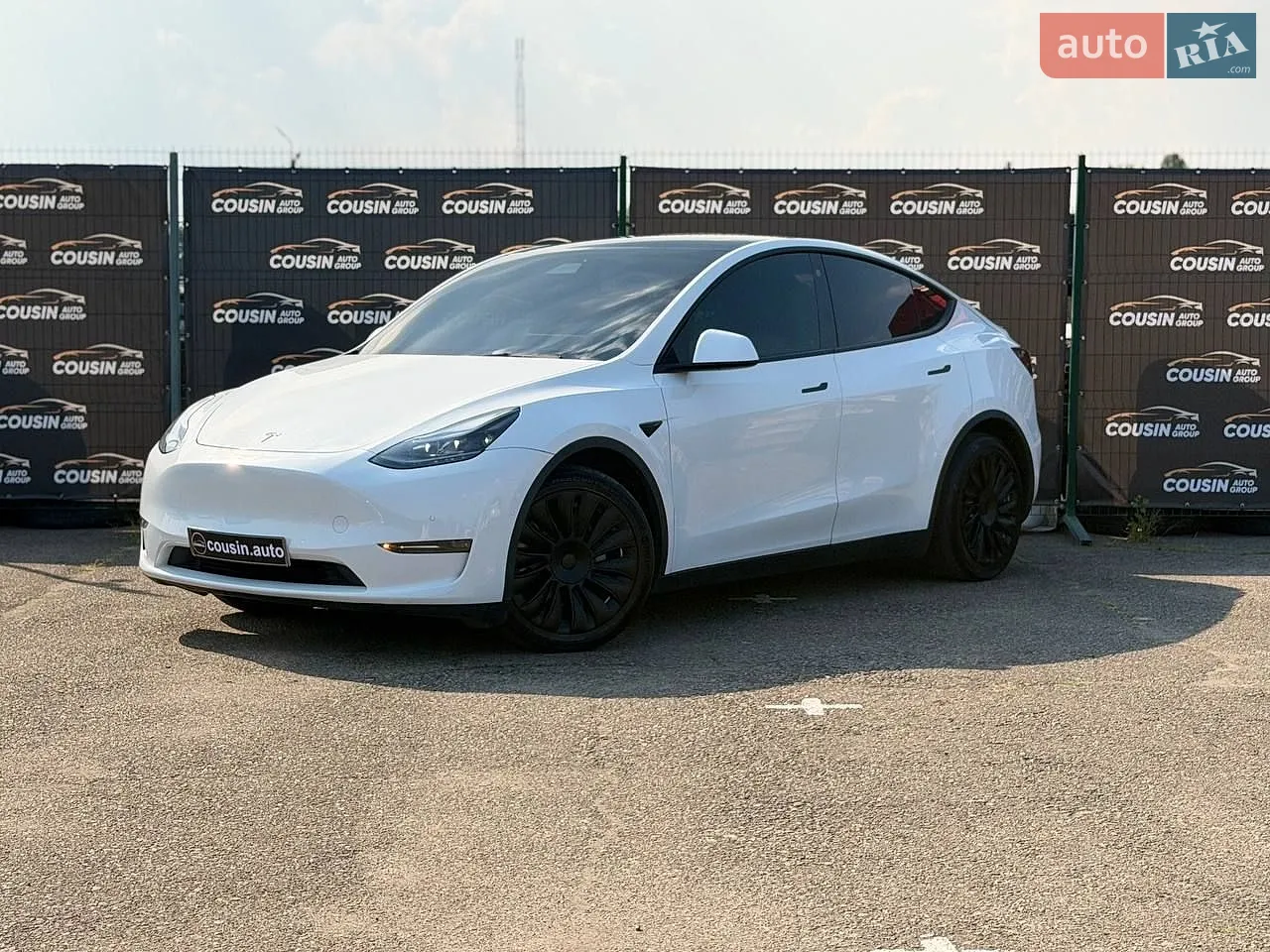 Tesla Model Y, 2021