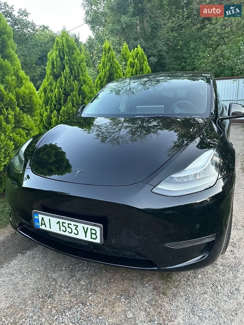 Tesla Model Y, 2021