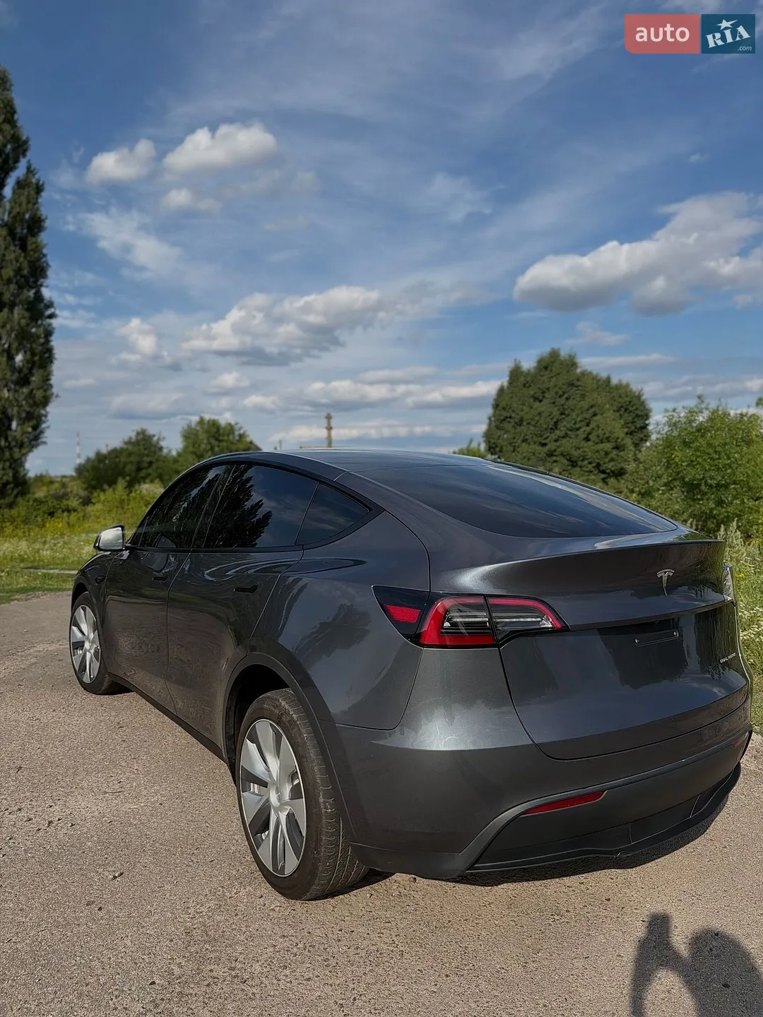 Tesla Model Y, 2023
