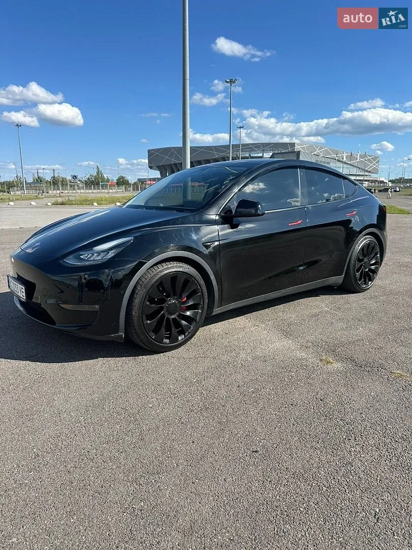 Tesla Model Y, 2020