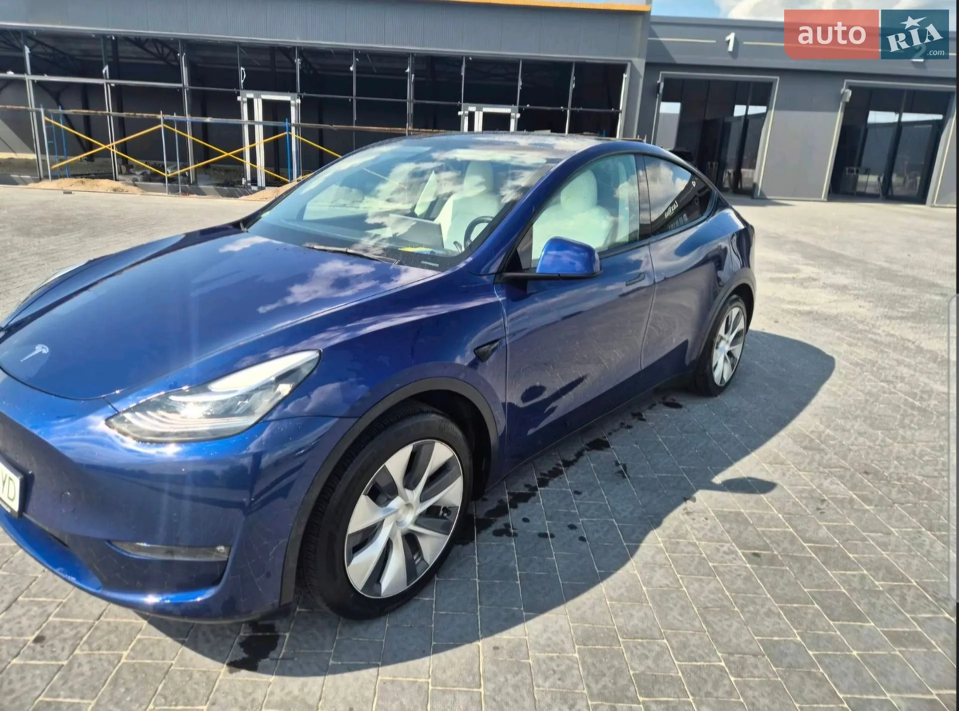 Tesla Model Y, 2021
