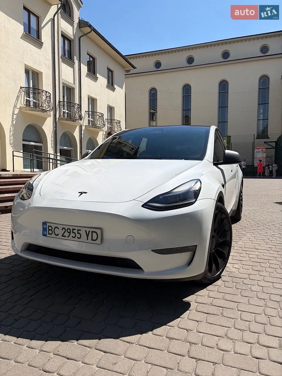 Tesla Model Y, 2021