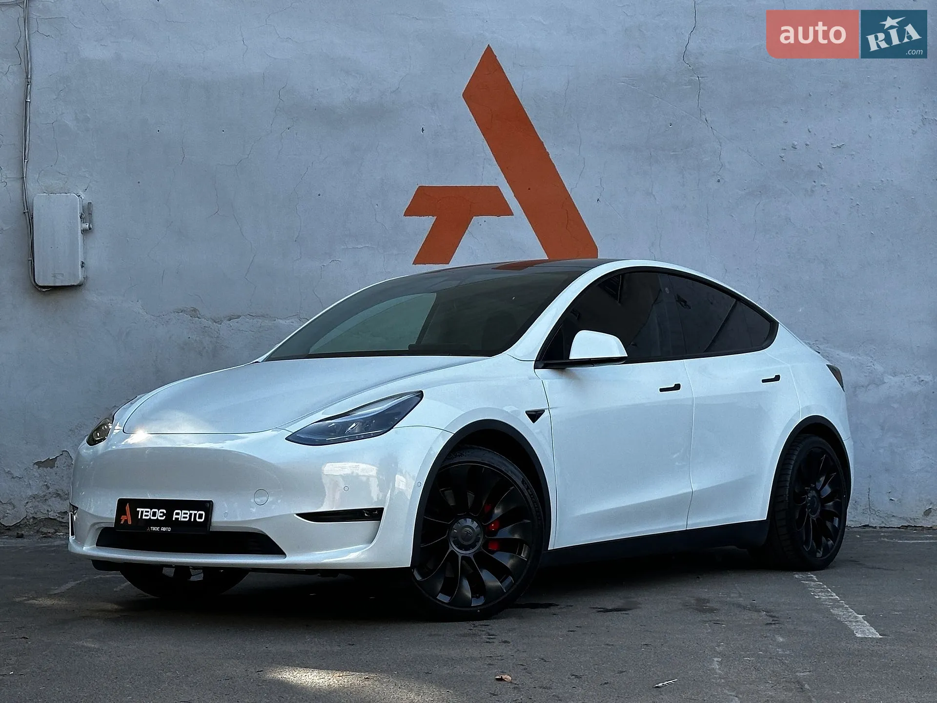 Tesla Model Y, 2021