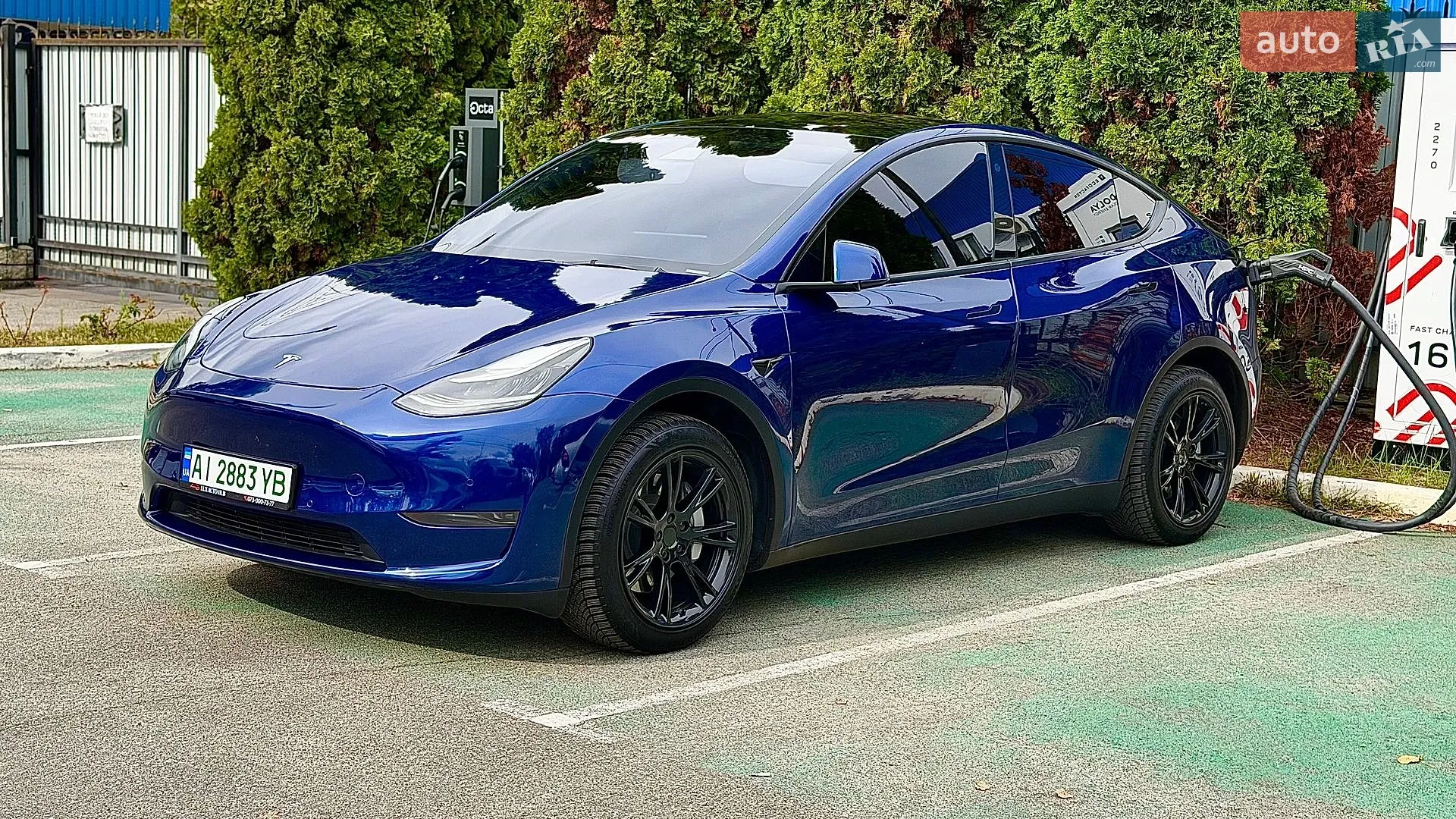 Tesla Model Y, 2021