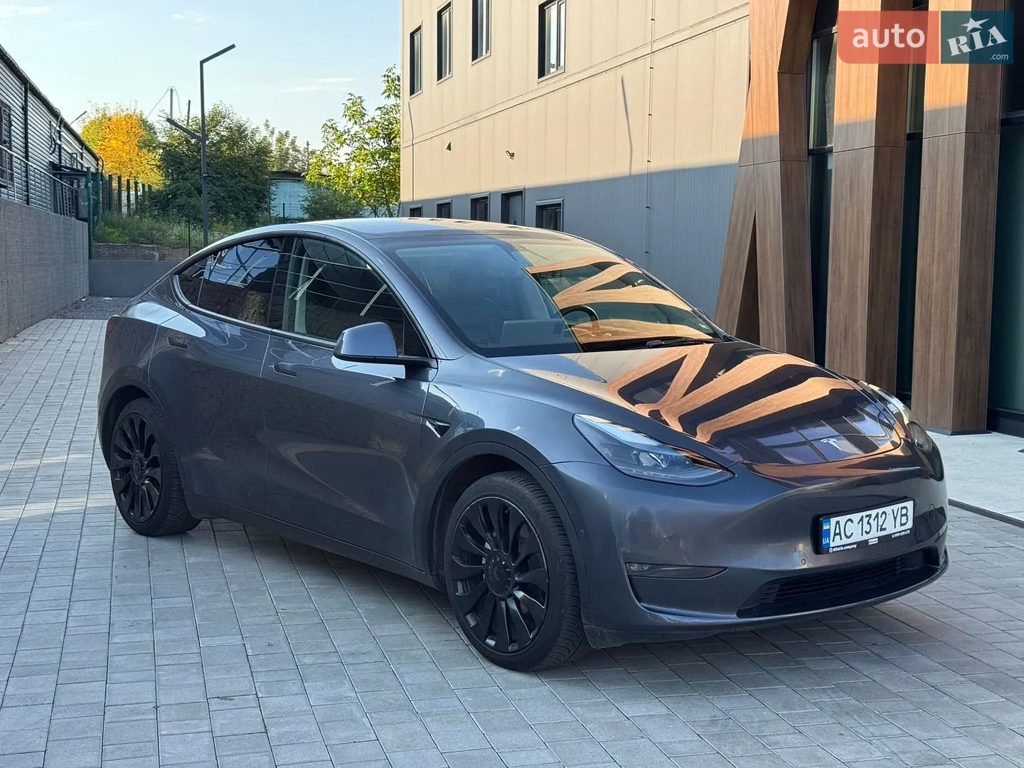 Tesla Model Y, 2020