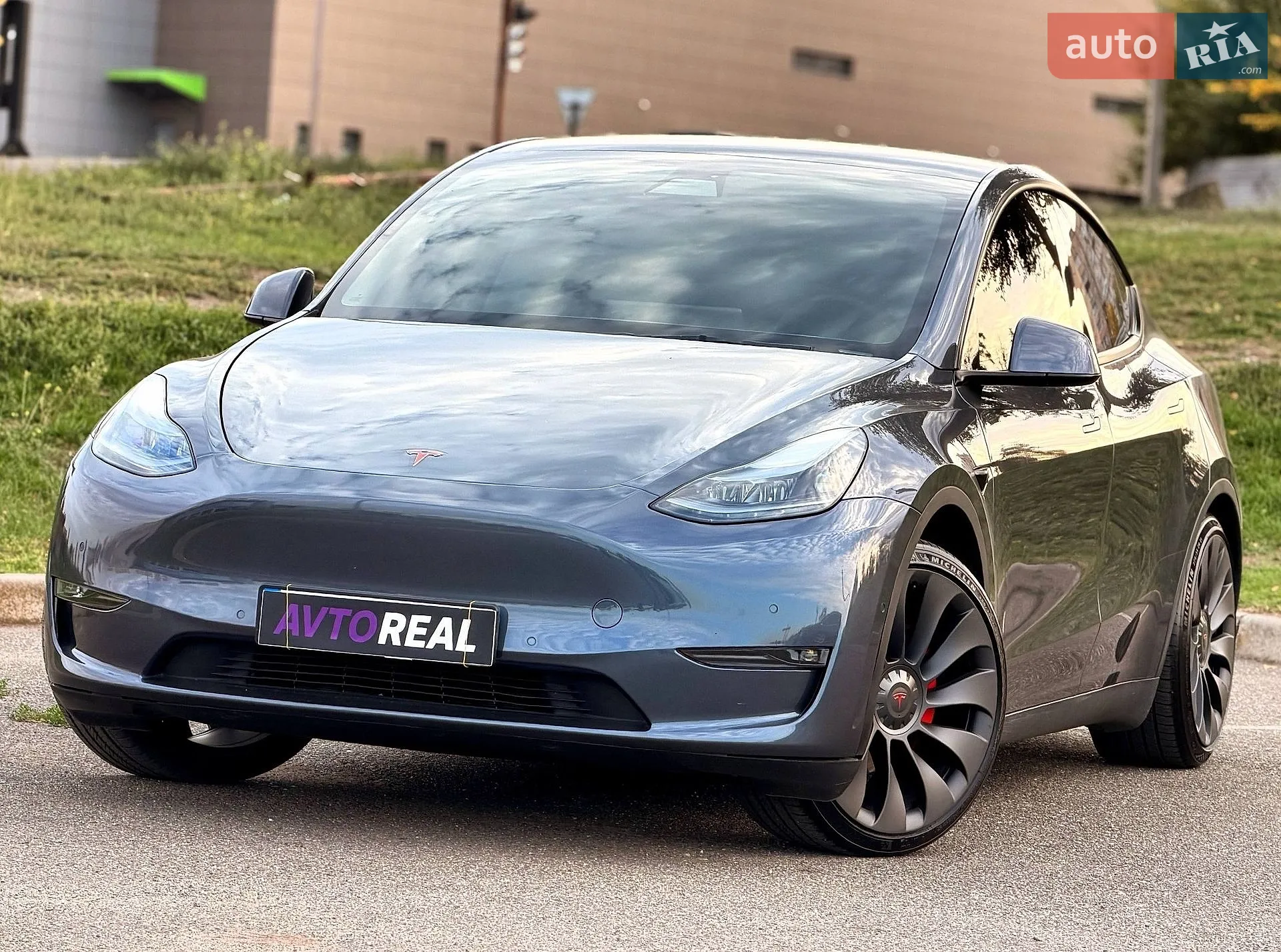 Tesla Model Y, 2022