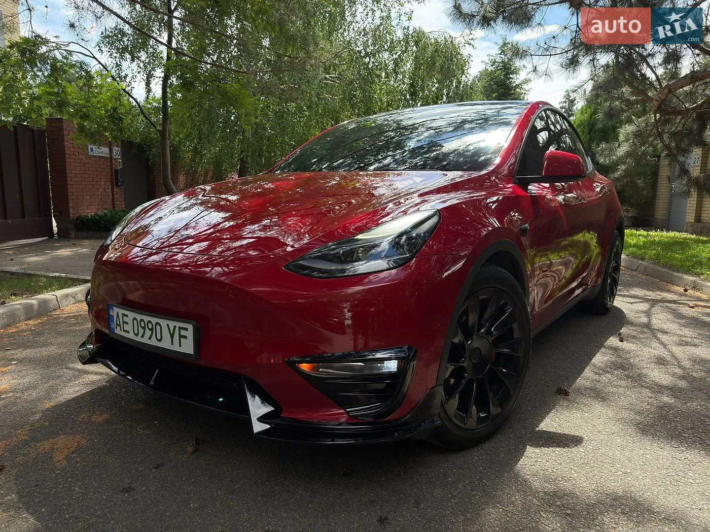 Tesla Model Y, 2023