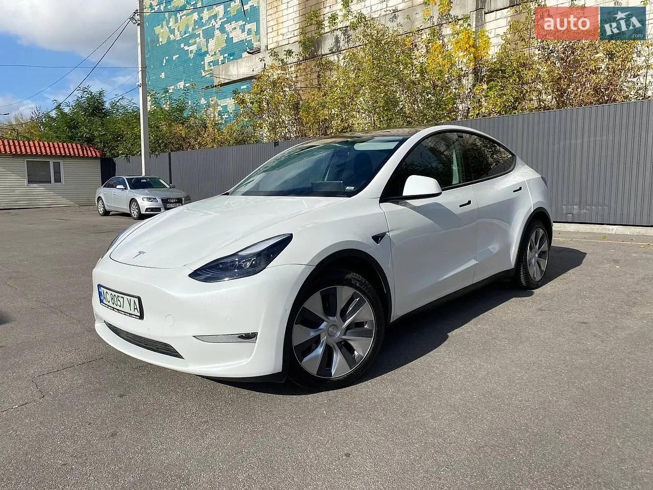 Tesla Model Y, 2022