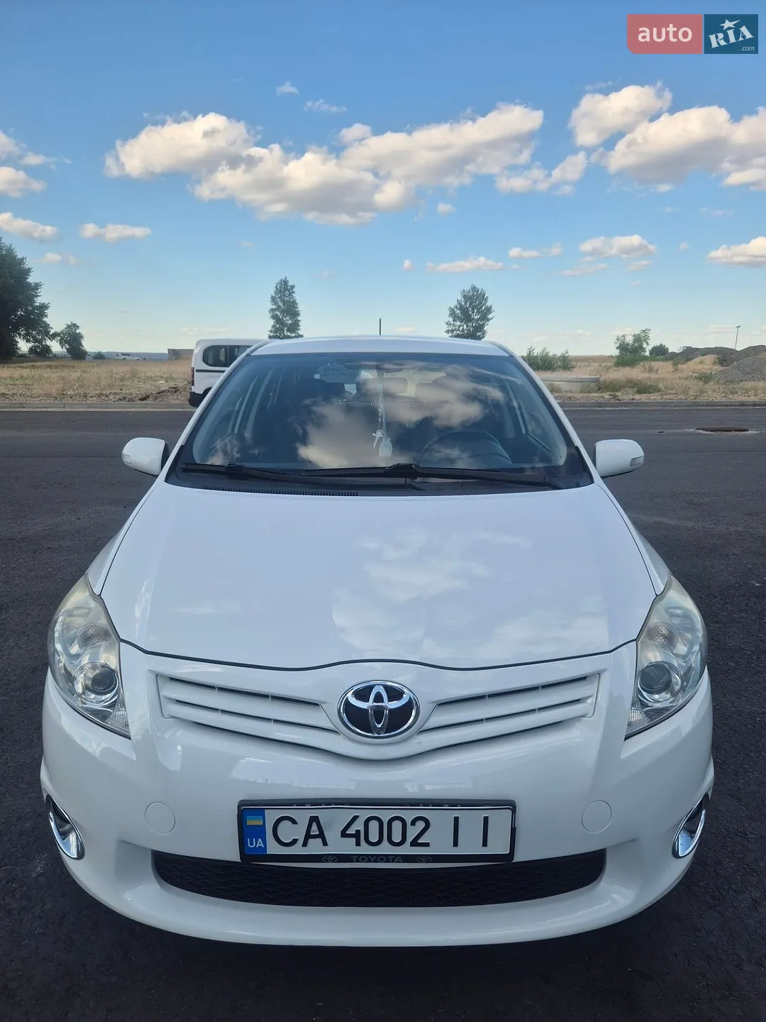 Toyota Auris, 2011