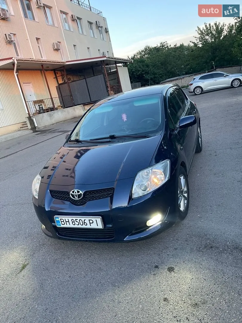 Toyota Auris, 2008