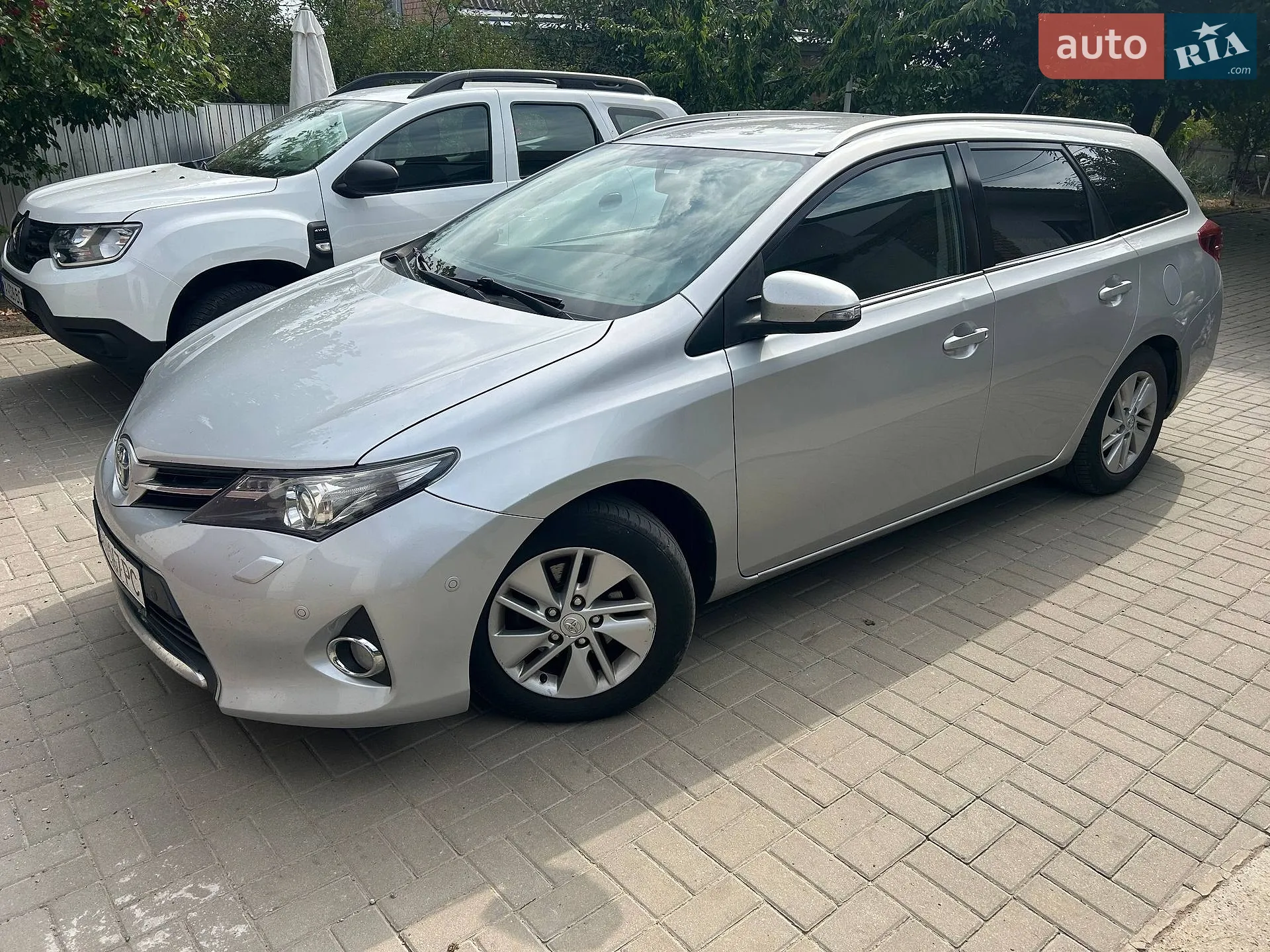 Toyota Auris, 2013