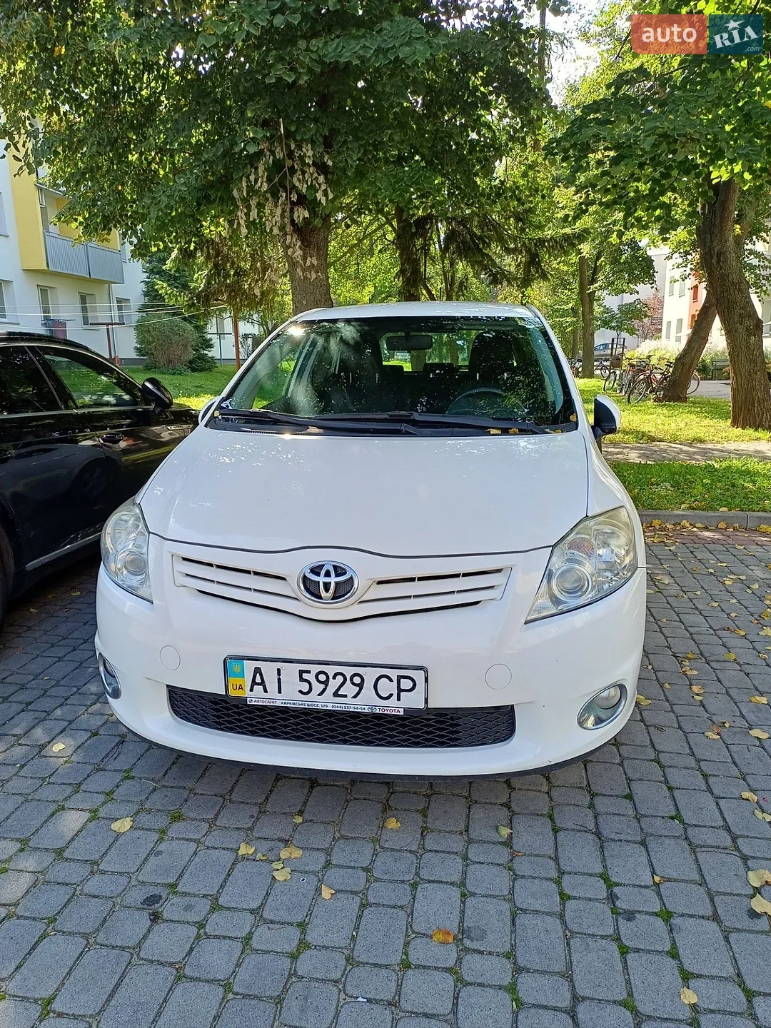 Toyota Auris, 2011
