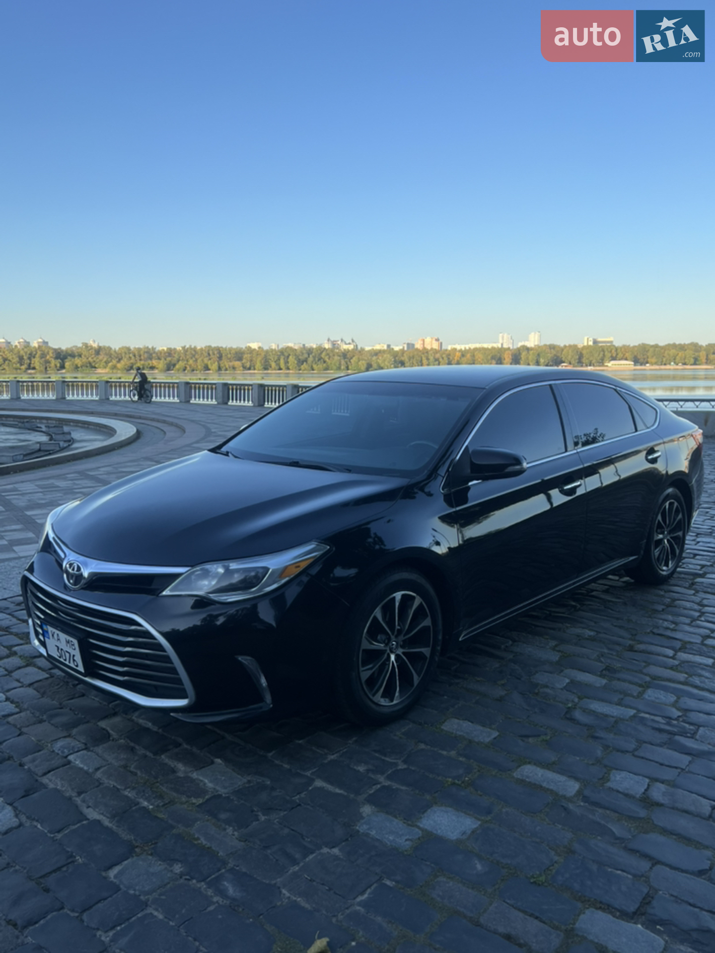 Toyota Avalon, 2015