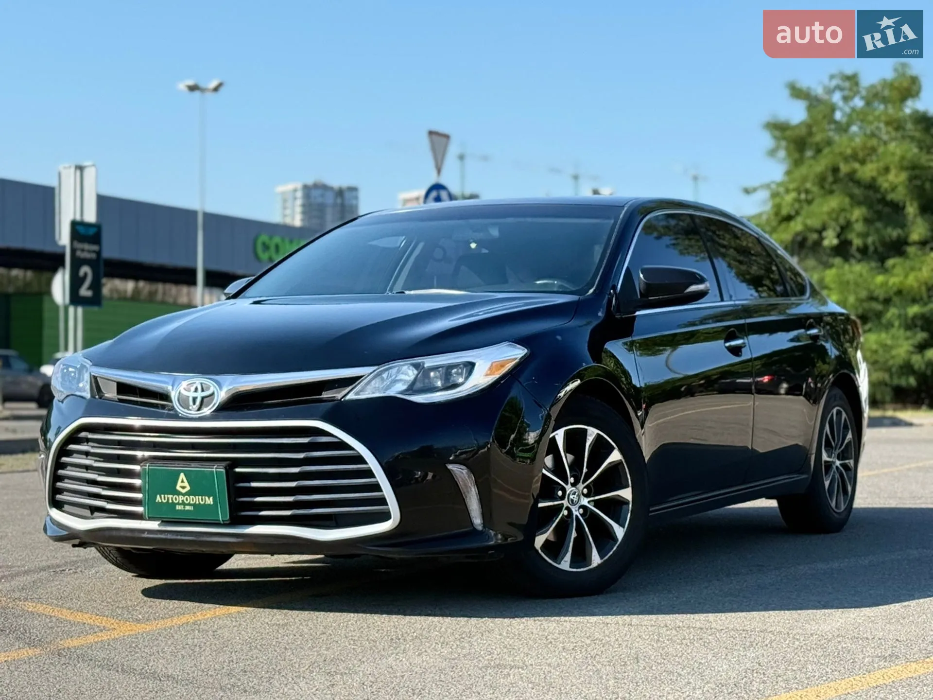 Toyota Avalon, 2015