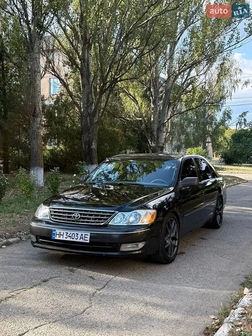 Toyota Avalon, 2002