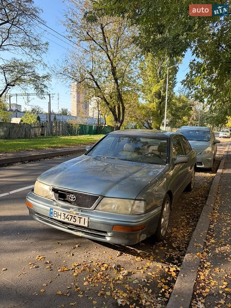 Toyota Avalon, 1996