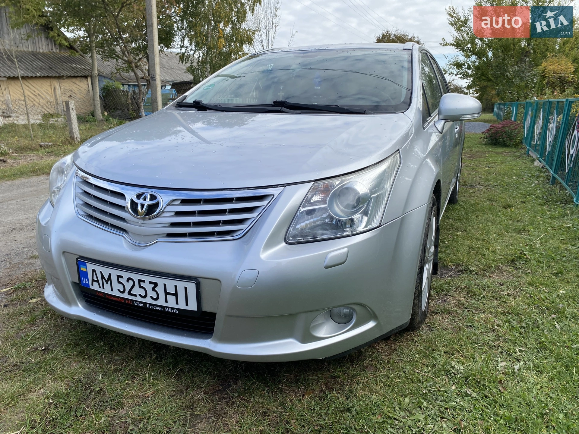 Toyota Avensis, 2011