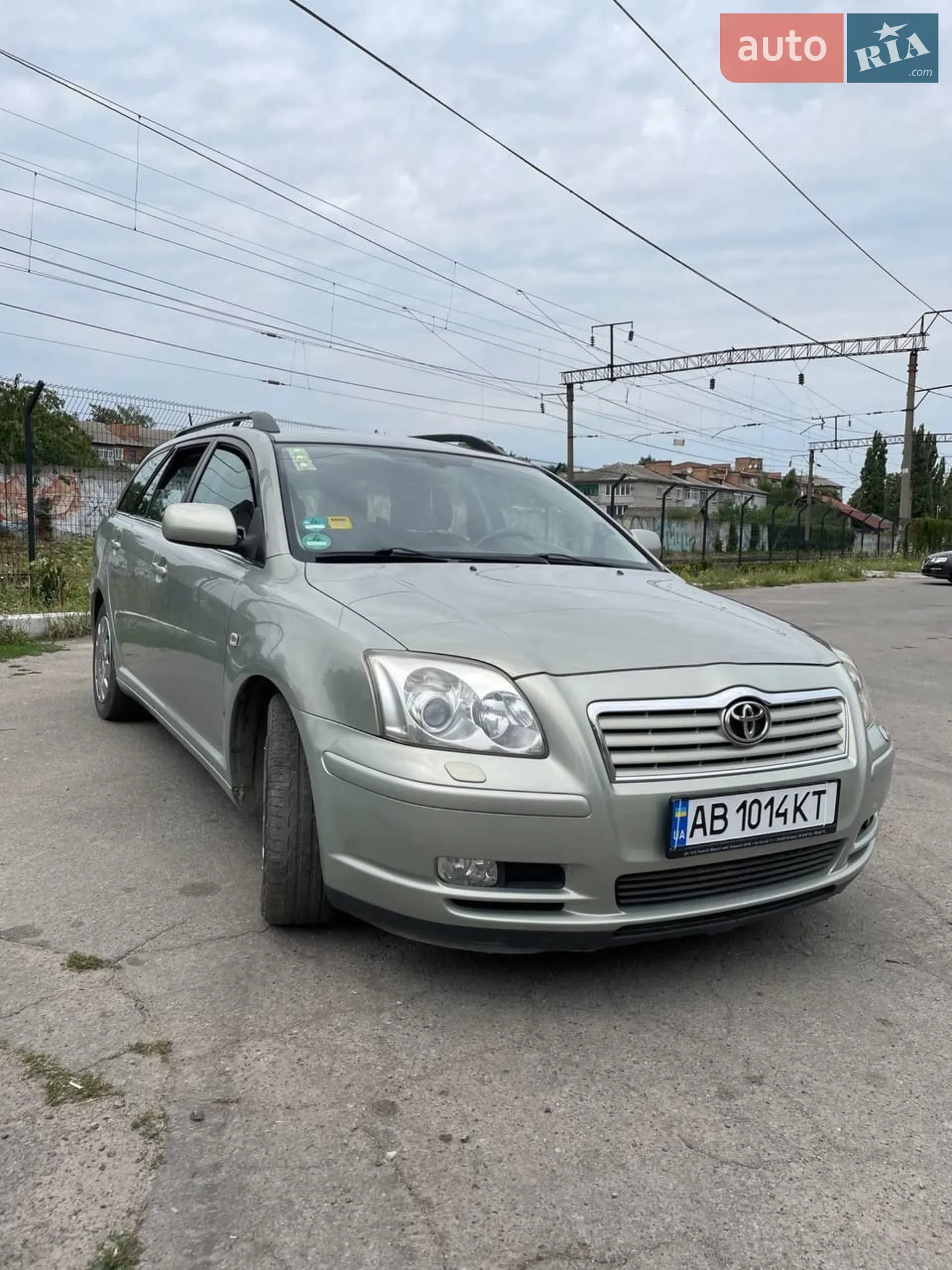 Toyota Avensis, 2004