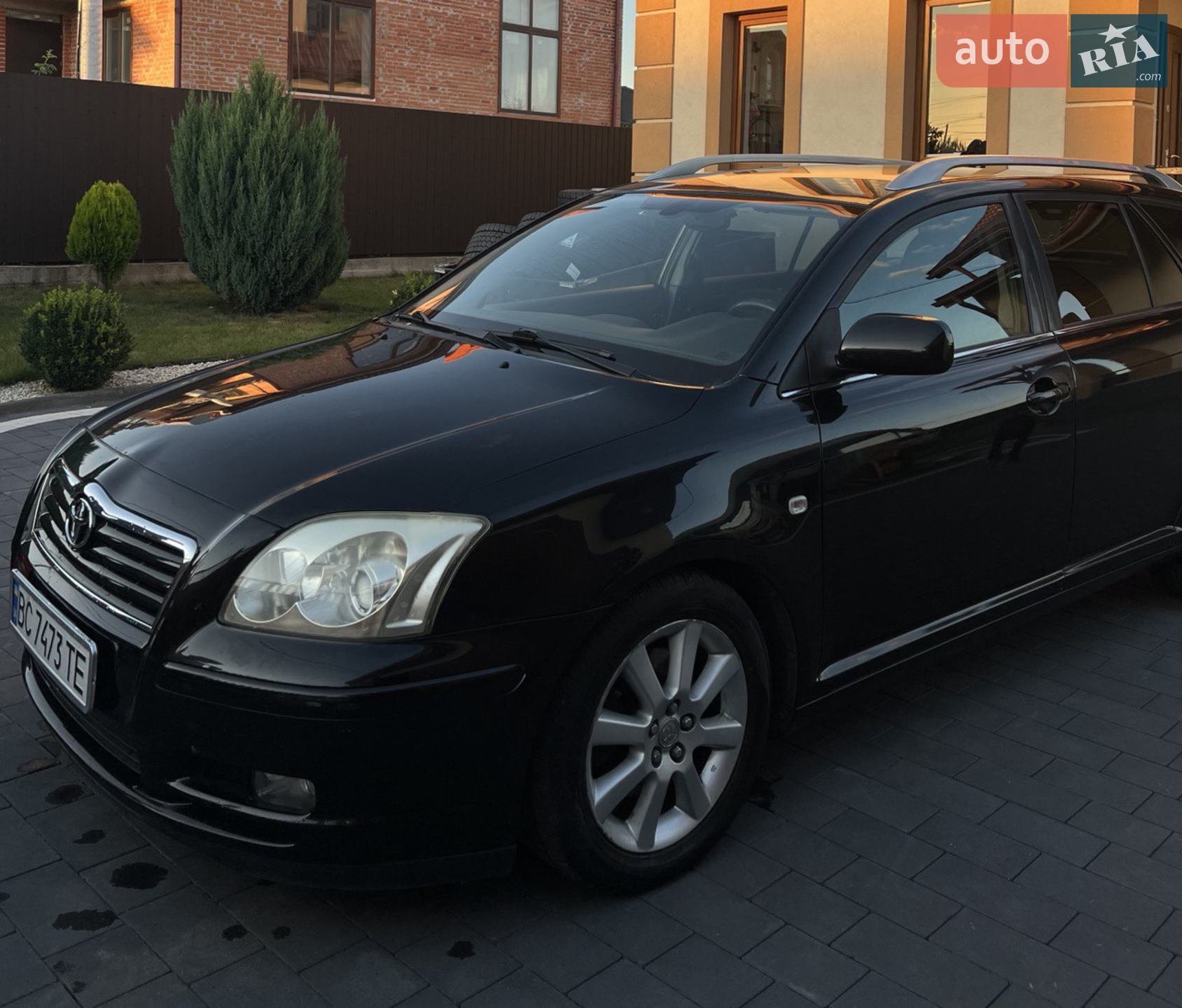 Toyota Avensis, 2005
