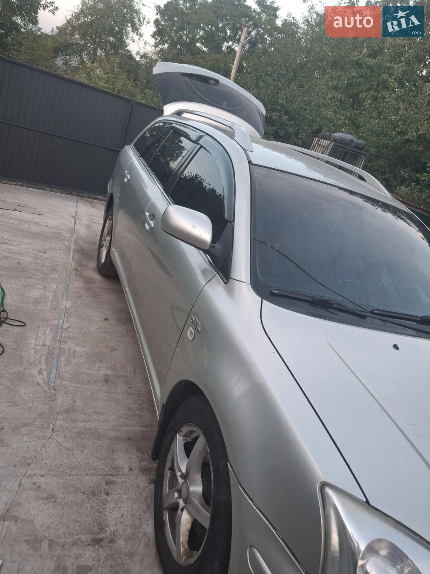 Toyota Avensis, 2005