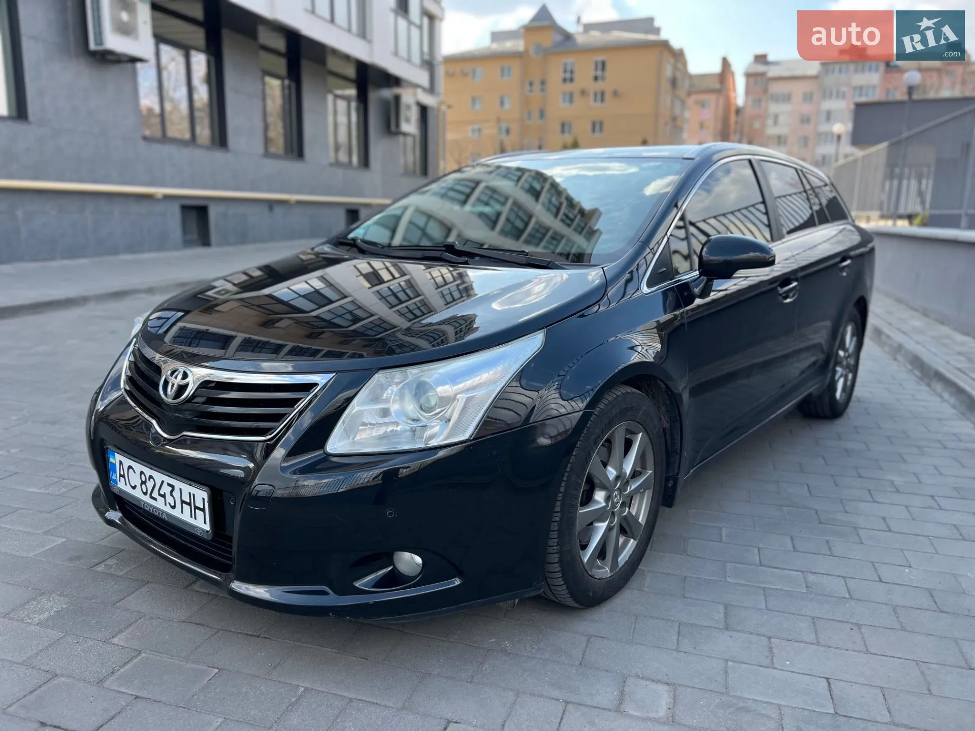 Toyota Avensis, 2011